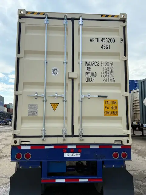 40ft Standard High Cube One Tripper delivery in Chicago